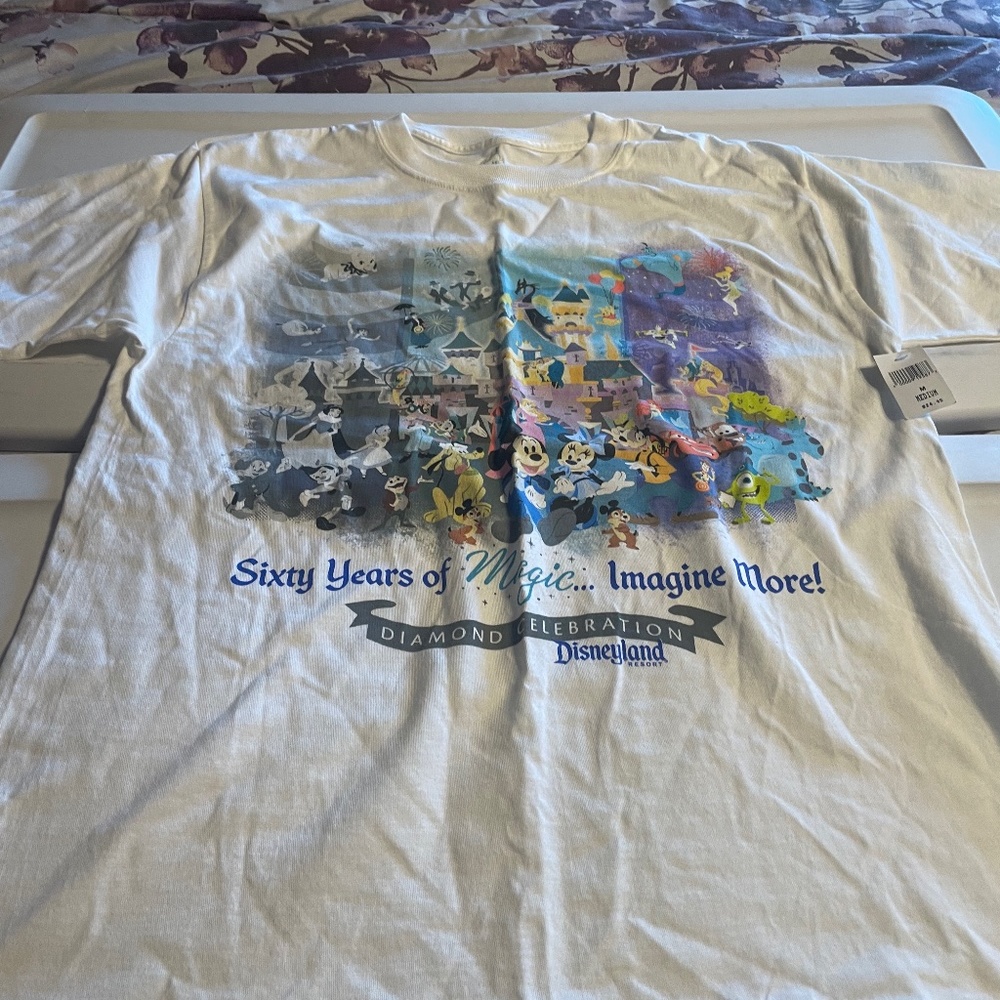 Disneyland  t-shirt  60 years